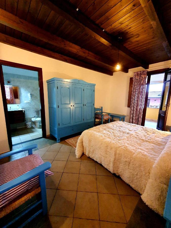 Palmas Anna'S Rooms Is Procilis Palmas Arborea Esterno foto